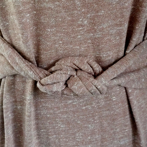 Old Navy Rose Maternity Dress with Adjustable Belt Sz XL - Picture 4 of 12